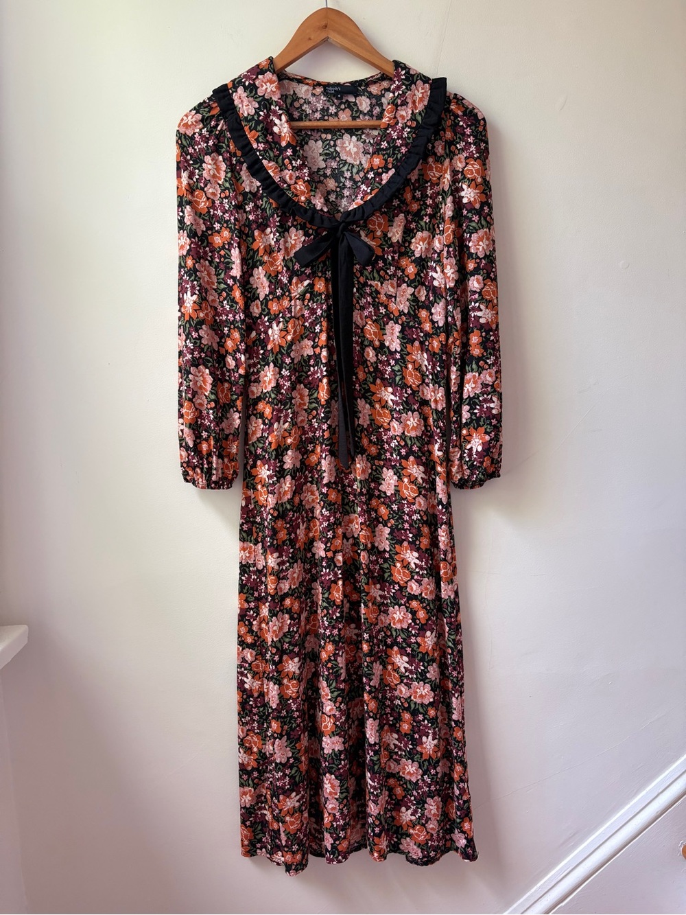 Nobody's Child Floral Phoebe Collared Midi Dress - Picture 15 of 16